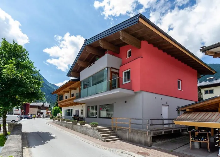 In Near Zillertal Slopes クリムル